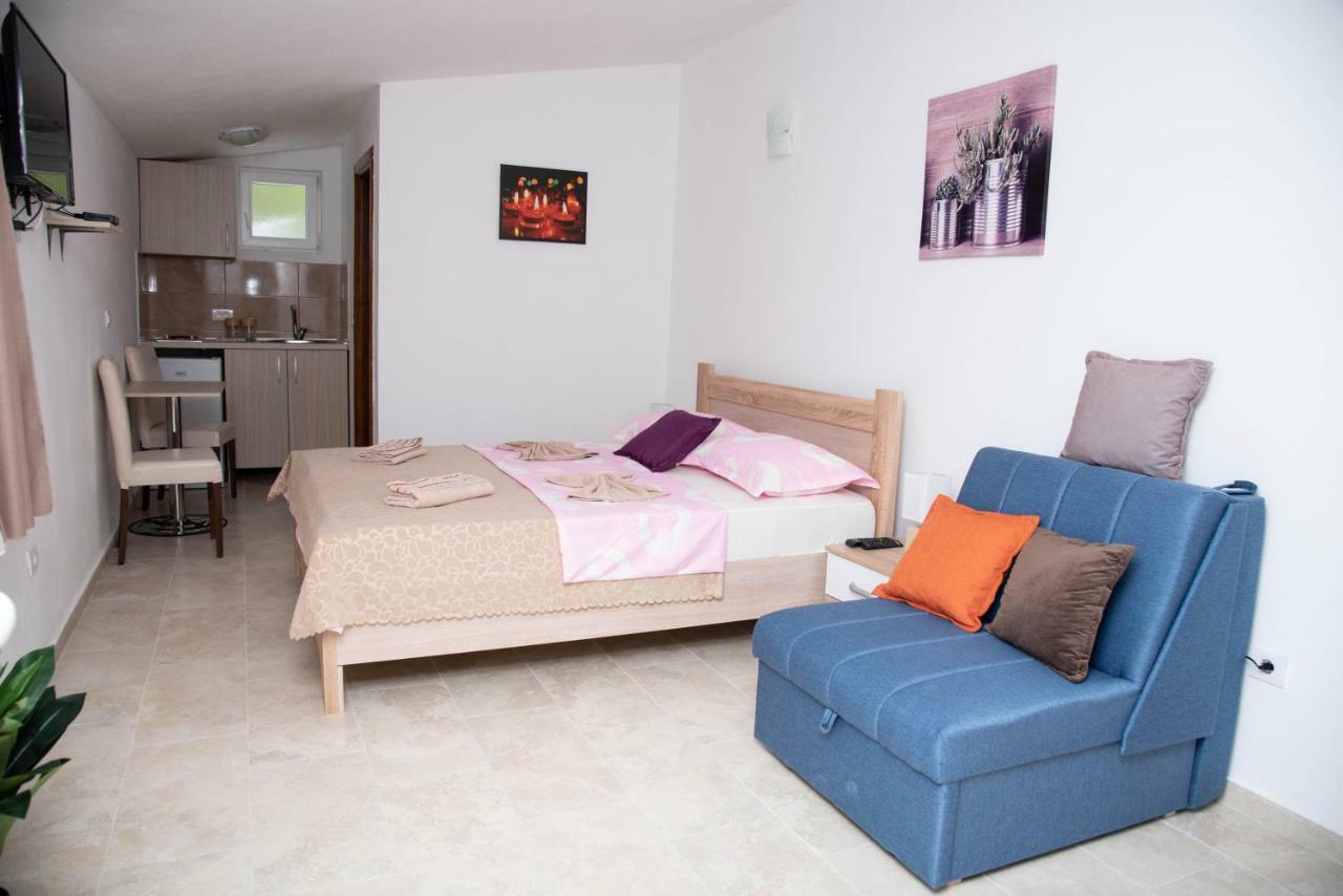 Apartments Nino Skadar Lake Вирпазар Екстериор снимка