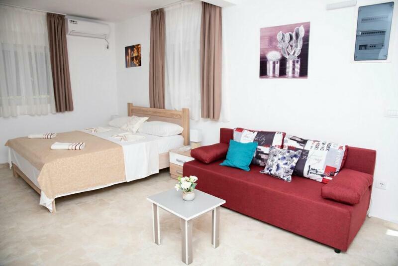 Apartments Nino Skadar Lake Вирпазар Екстериор снимка